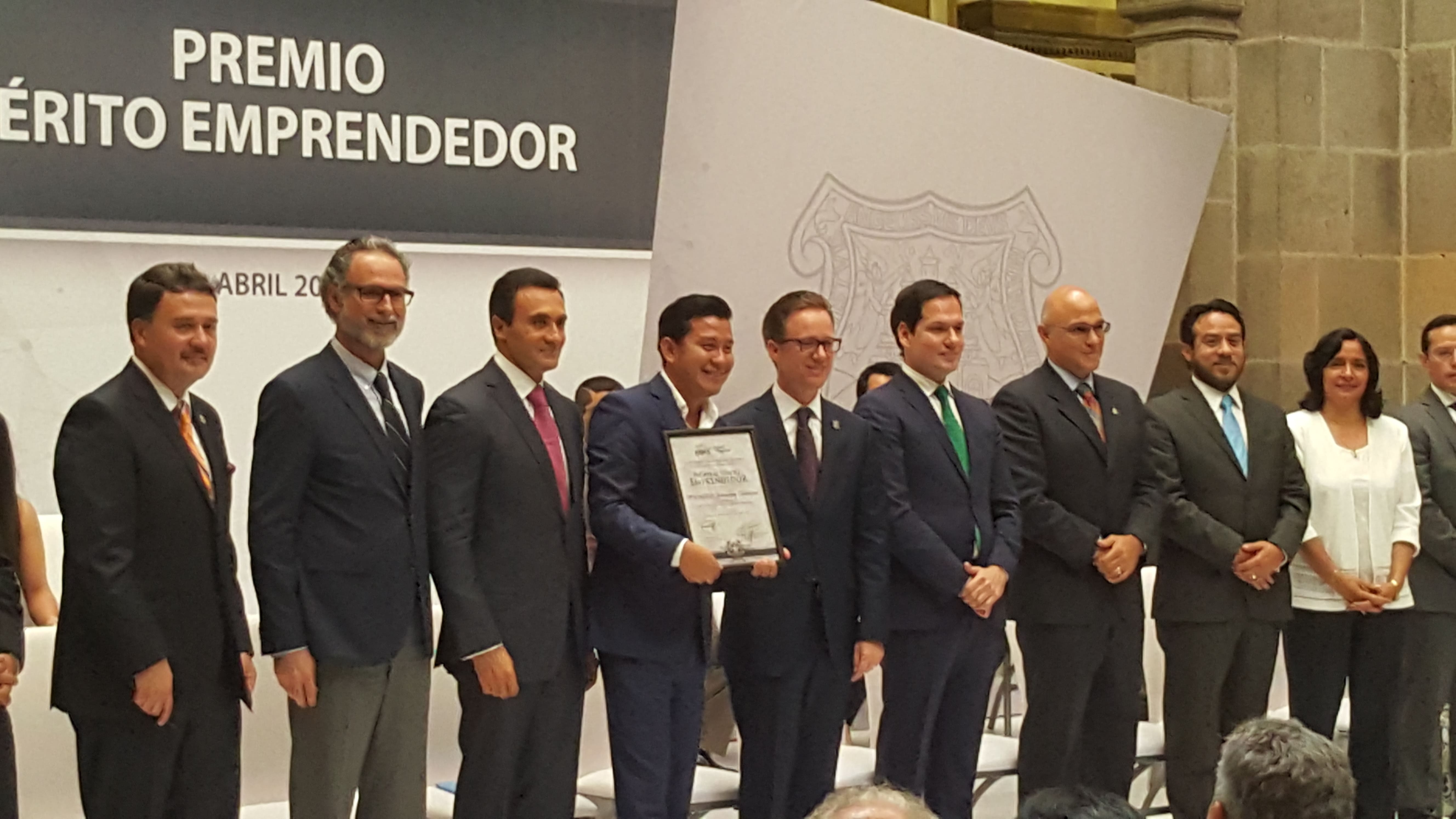 Mérito Emprendedor 1
